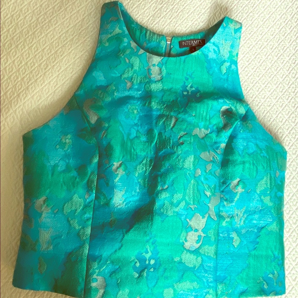 Intermix turquoise brocade crop top - size Small